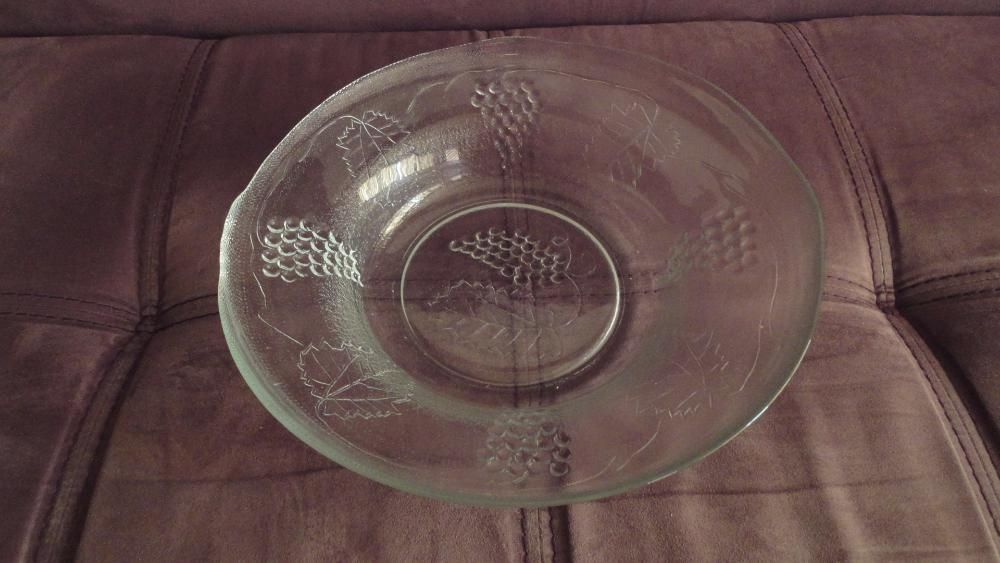 Стъклен поднос