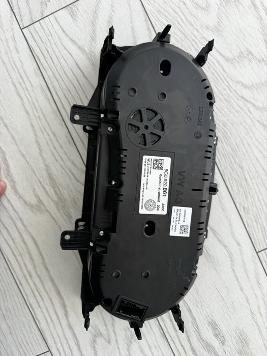 Ceasuri bord VW Golf