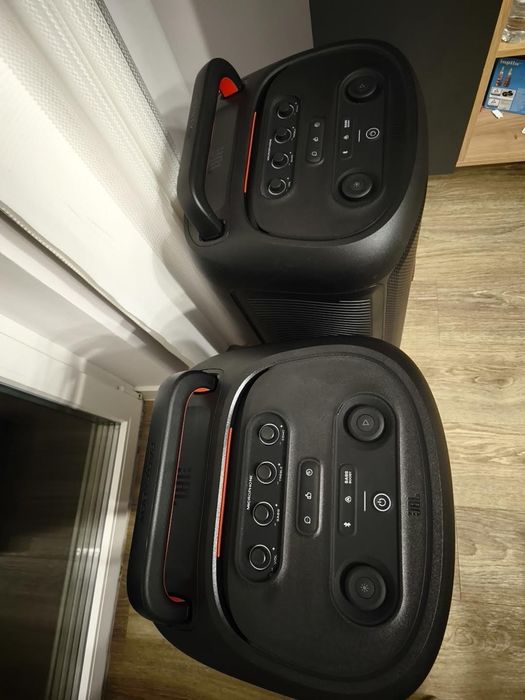 Jbl partybox 520 2 броя гаранция