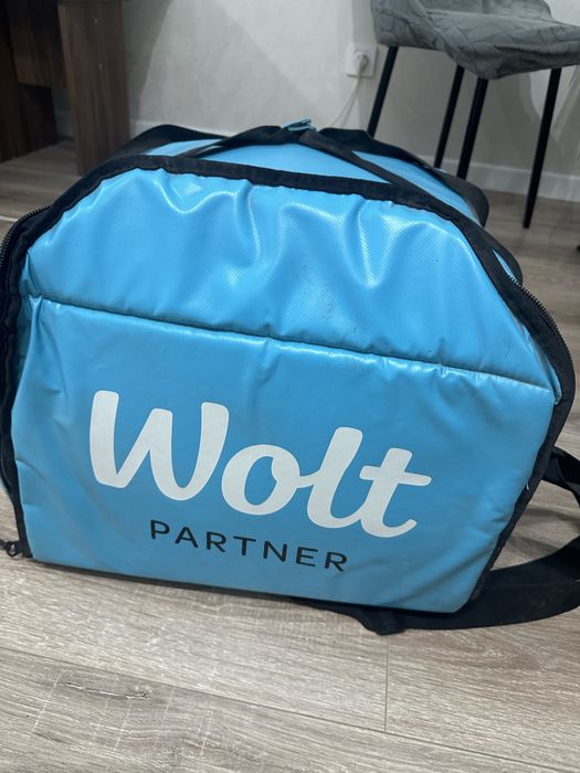 Wolt курьерская сумка