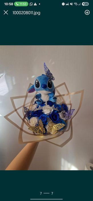 Buchet hello kitty stitch si alte figurine