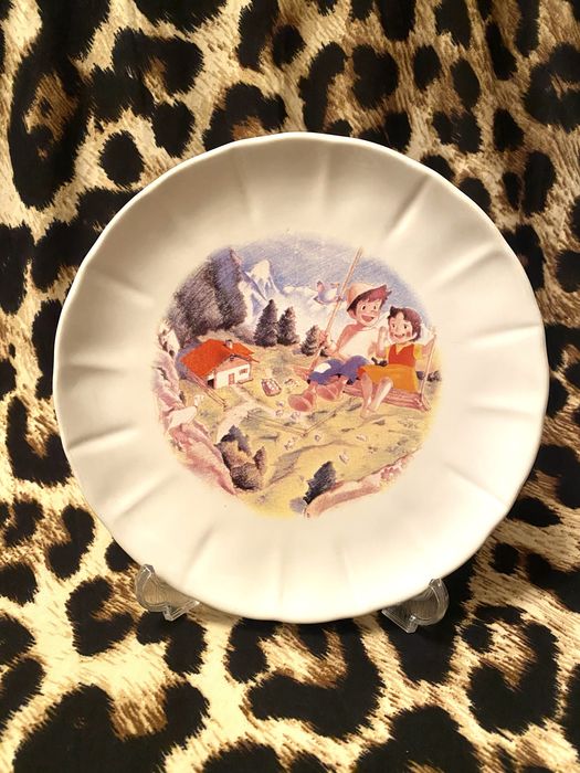 Тарелки детские 2002 год