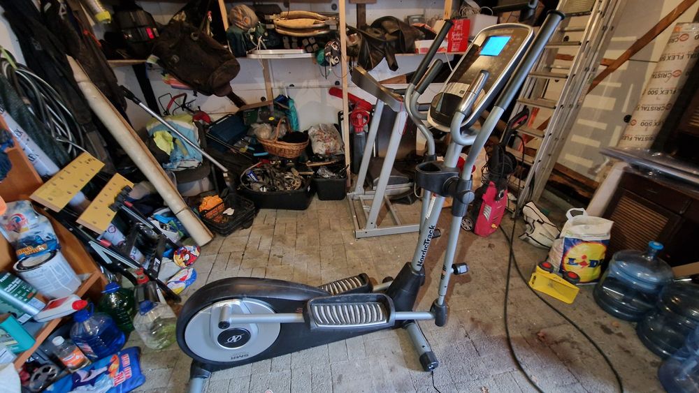 De vanzare bicicleta (stepper) eliptica nordictrack SE 3I