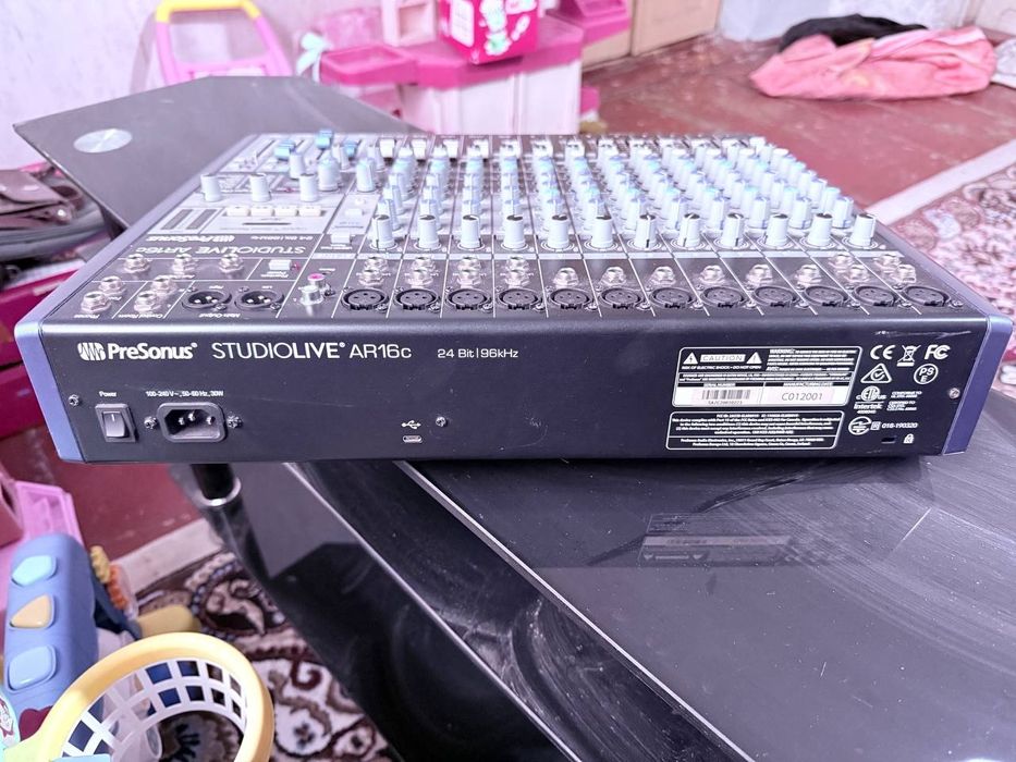 Продается микшер, не использовался