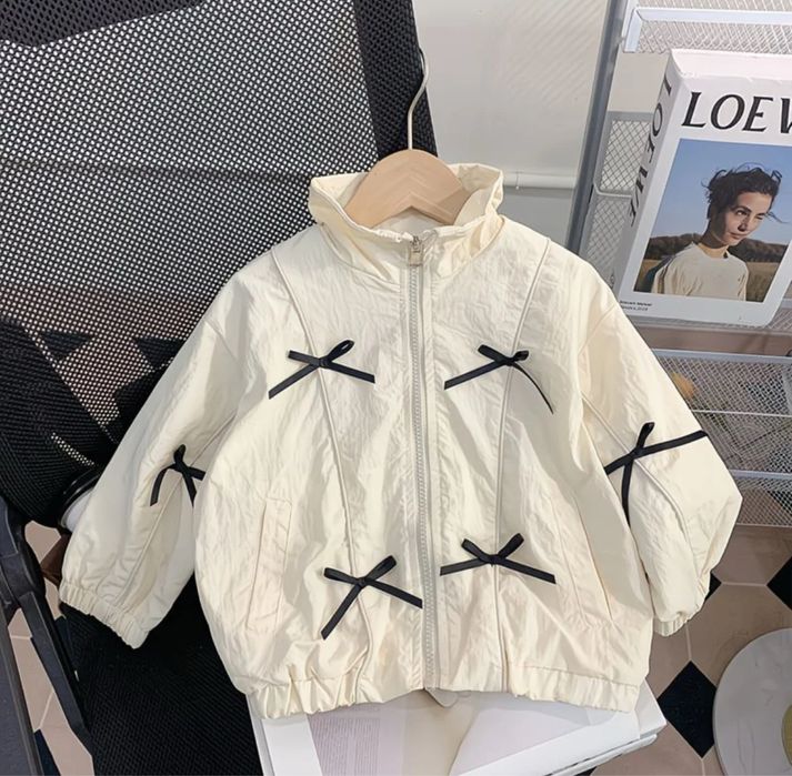 Ветровка новая для девочки