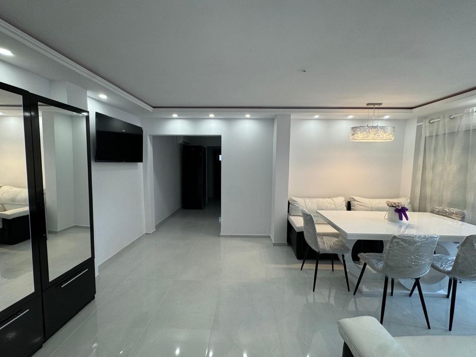 Inchiriez apartament 3 camere proprietar