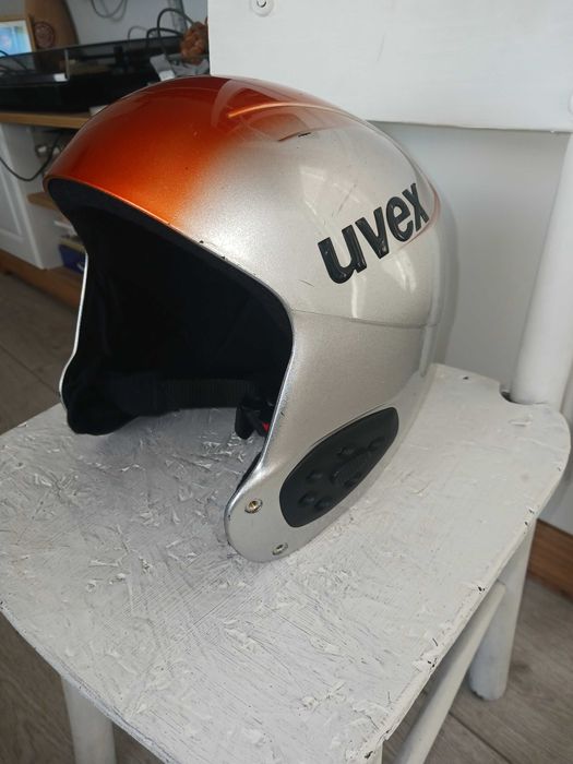 Детска Ски каска UVEX