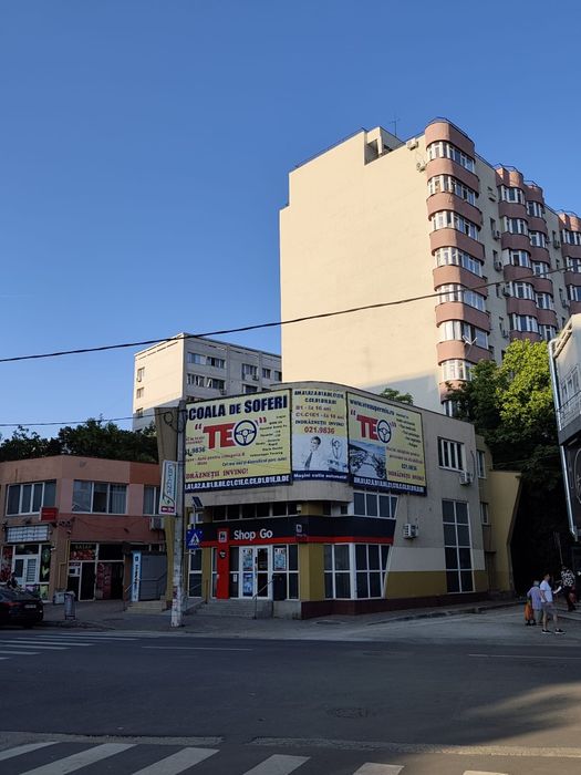Vând Garsonieră Câmpia Libertății  sector 3 40m