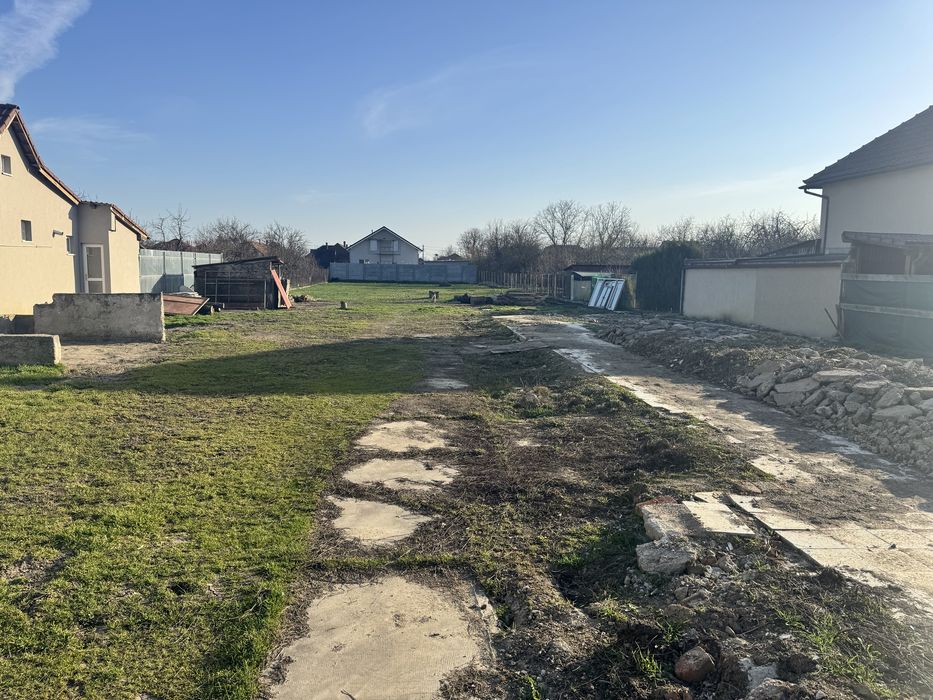 Loc de casa Sanleani