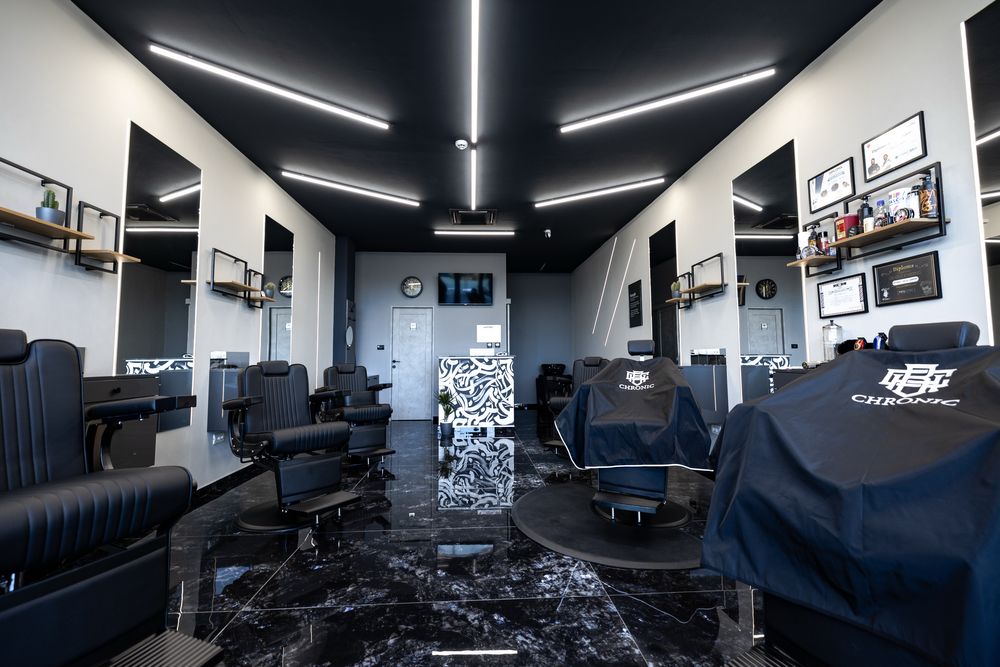 Inchiriez scaun frizerie