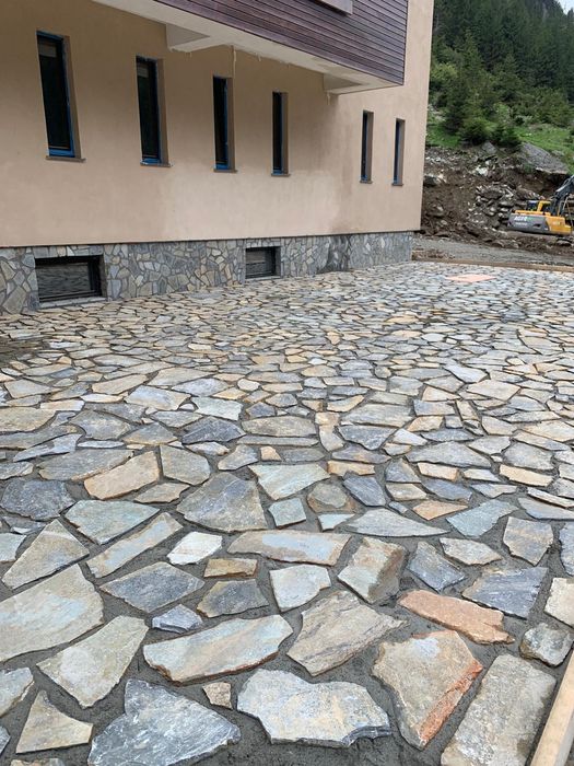 Vând și montez piatră naturală de munte