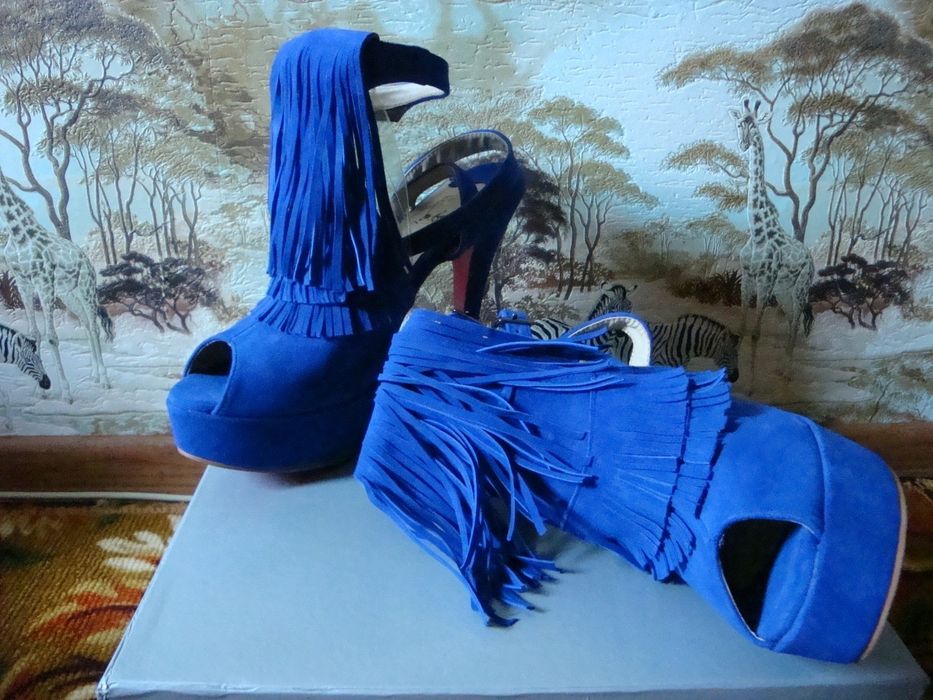 Босоножки Christian louboutin (41размер)