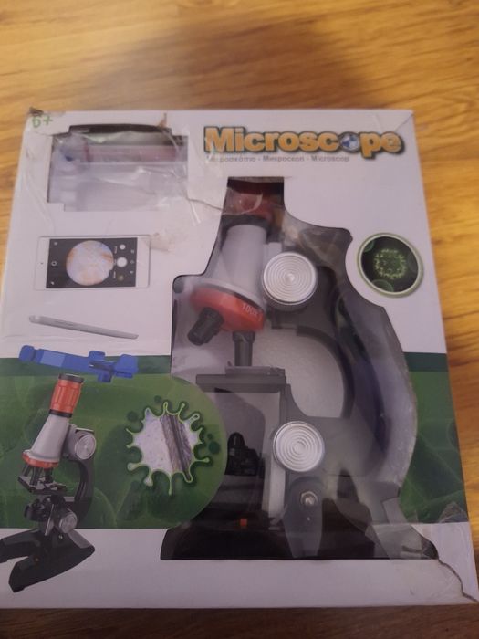 Микроскоп играчка