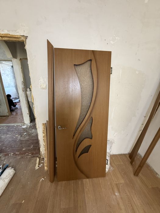 Продам межкомнатные двери б/у