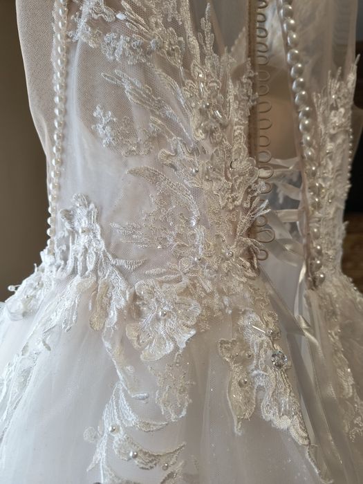 Булчинска сватбена рокля