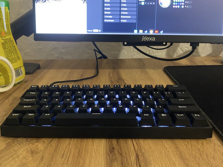 Aula win 60he срочно