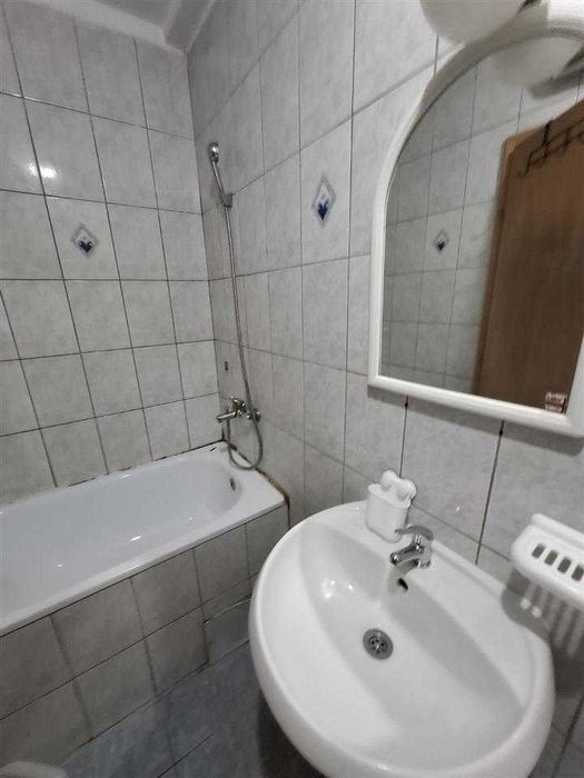 Дава се под наем Двустаен апартамент в Пловдив, Кючук Париж - 70 кв.м за 306 € - Снимка #11