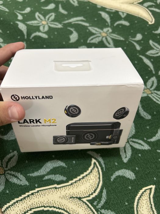 Петличка оригинал lark m2 новый