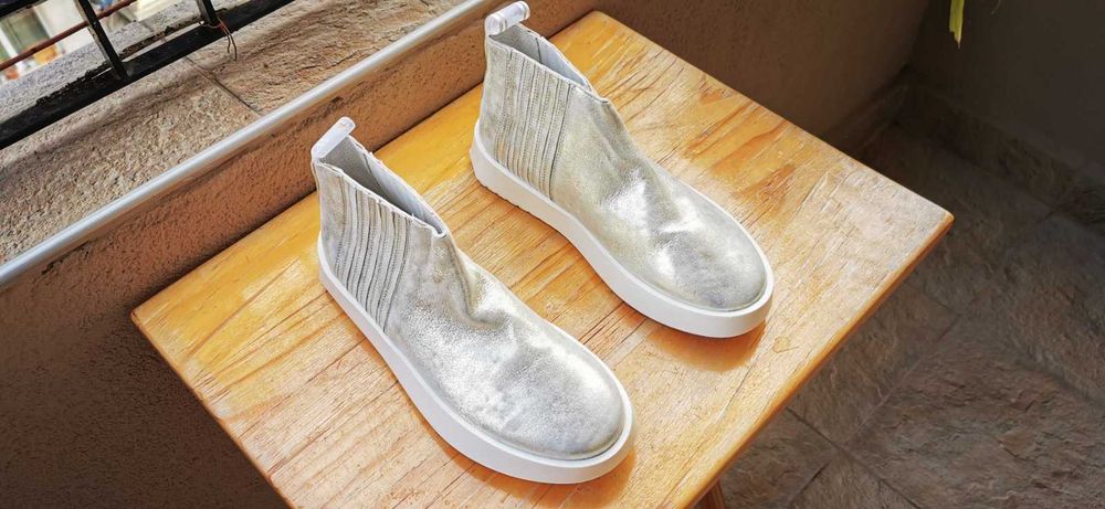 Оригинални маркови дамски маратонки/ сникърси VOILE BLANCHE - 37 номер