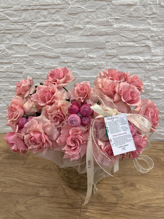 букет цветов , корзина