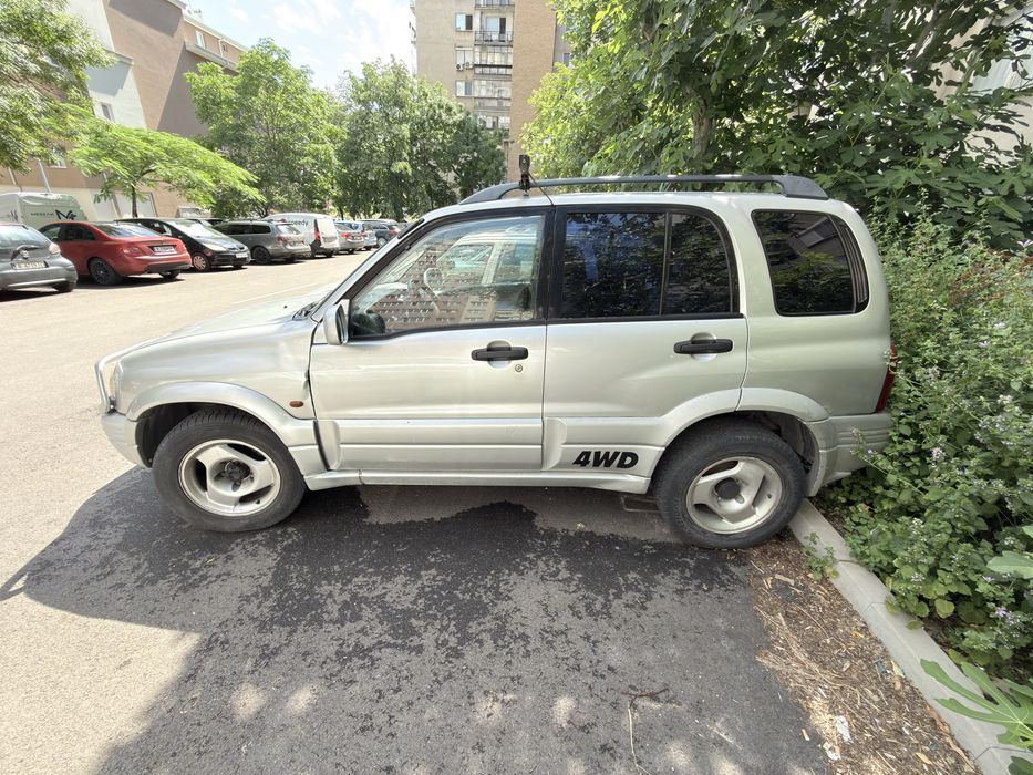 Сизуки Гранд Витара 2.5 V6 1998г