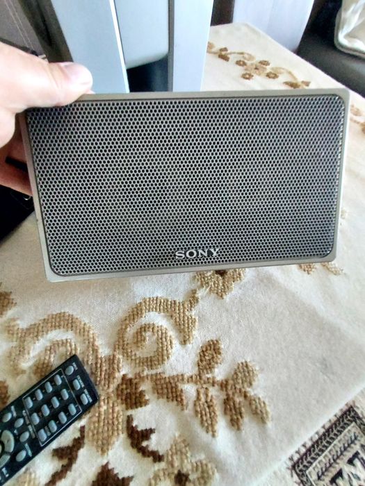 Amplificator AKAI plus bonus un DVD