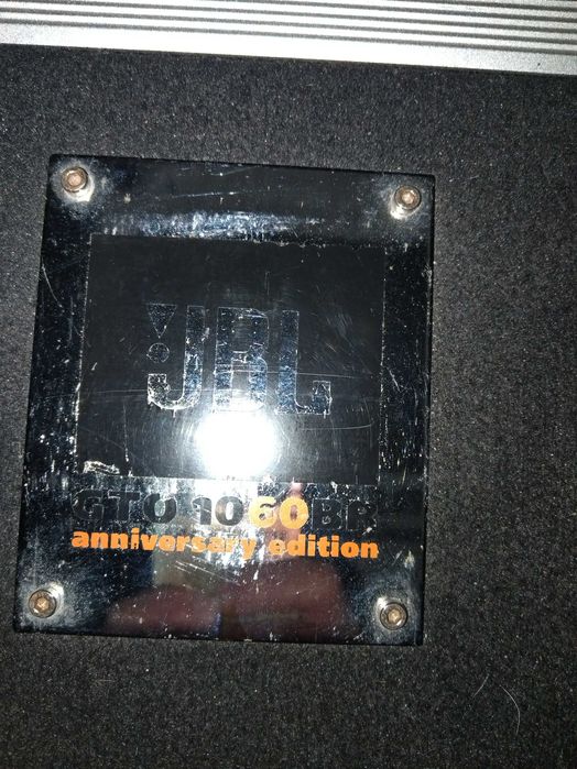 Бас каса +Усилвател