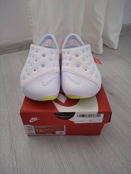 Чисто нови сабо Nike