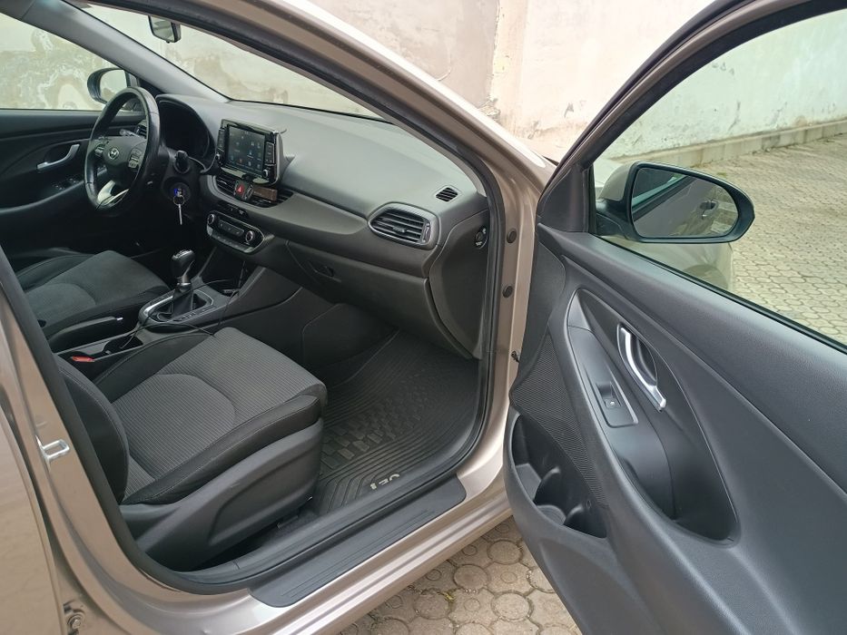 Hyundai i30 1.4Led/Lane Asist/Bluetooth/Pilot automat/euro 6 An2019