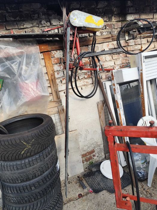 Машина за контурна резитба