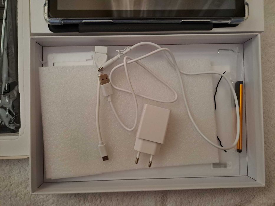 Tableta IPad Air Pro, 14 inch, 22 RAM cu 2TB, dual sim, 5G