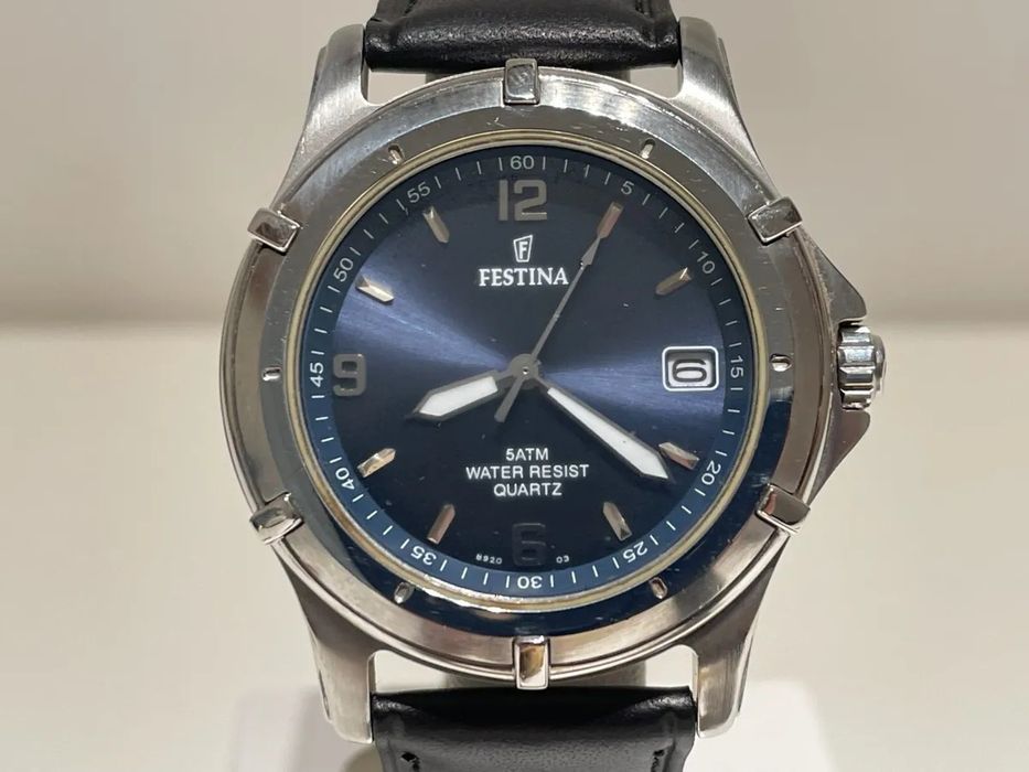 Часовник Festina