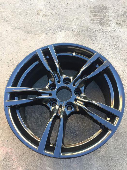 Sablare si vopsire in camp electrostatic