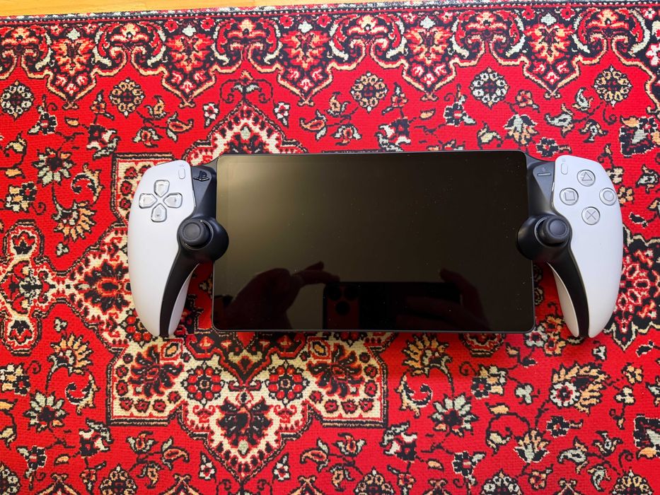 PlayStation Portal PS5 ca nou, full box + husa Dobe