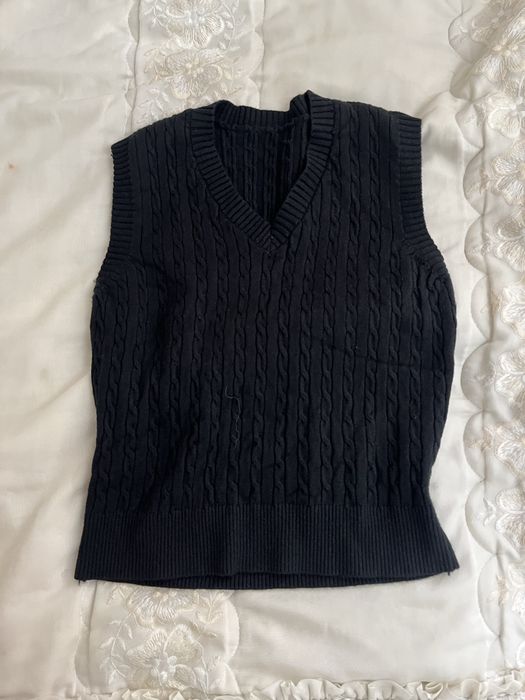 Продам кофты и куртку в отличном состоянии