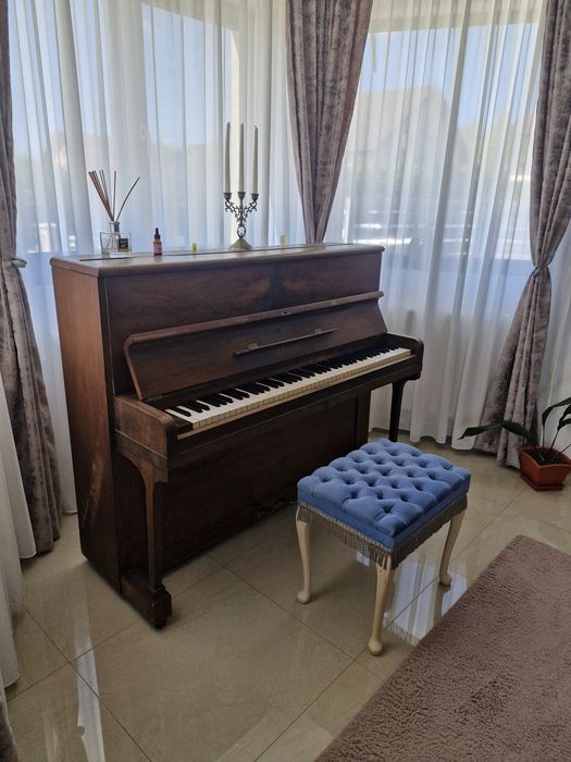 Pianina Bender acordata