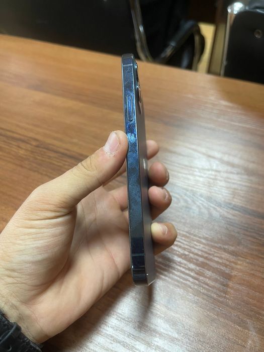 iPhone 12 pro sotiladi