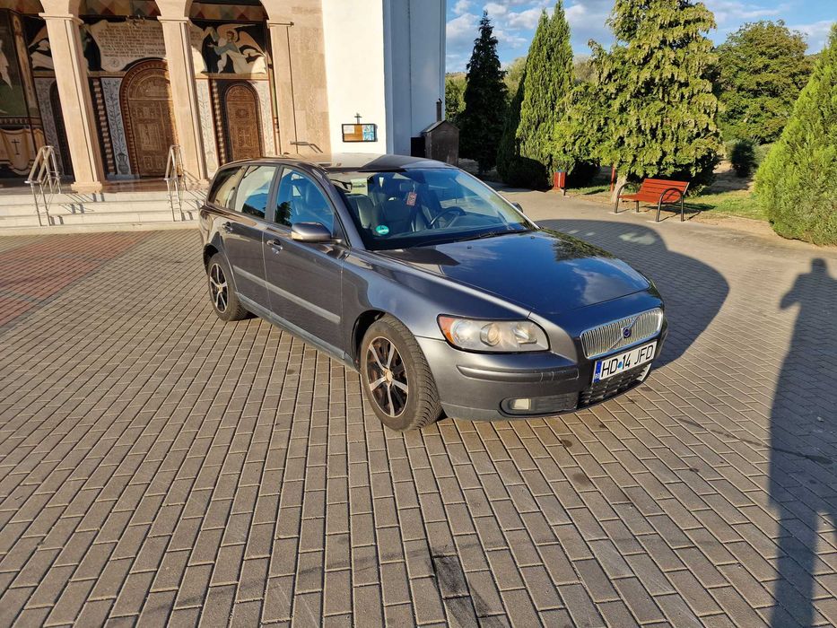 VOLVO V50 2006 — imagine 2