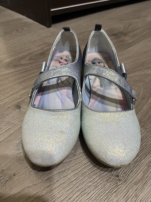 Обувки на ток Елза