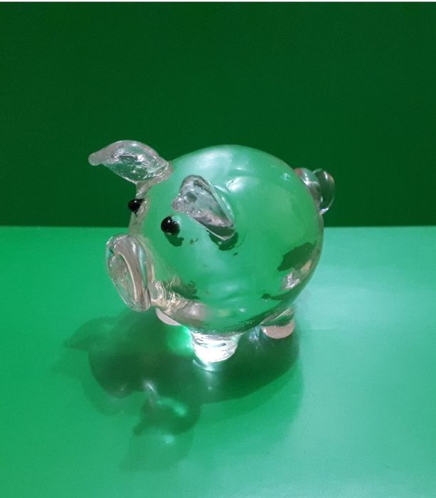 Фигурки Свинки из Стекла и Дерева