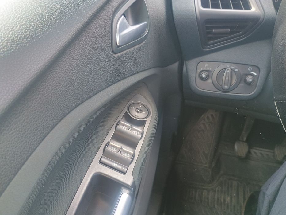FORD C-Max 2010 — imagine 3