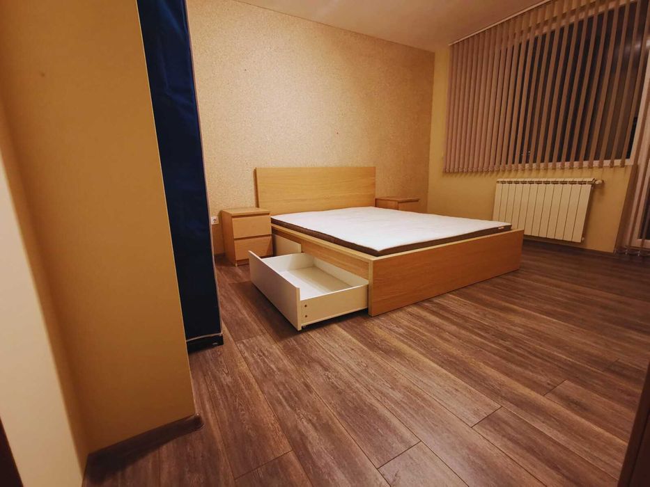 Дава се под наем Многостаен апартамент в София, Младост 4 - 210 кв.м за 999.6 € - Снимка #2