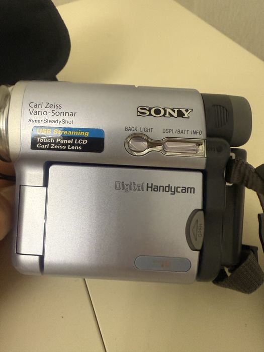 Продам камеру Sony