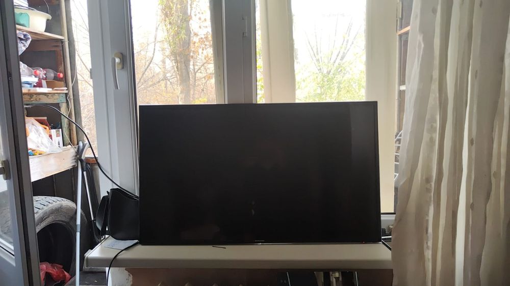 Телевизор Samsung smart tv