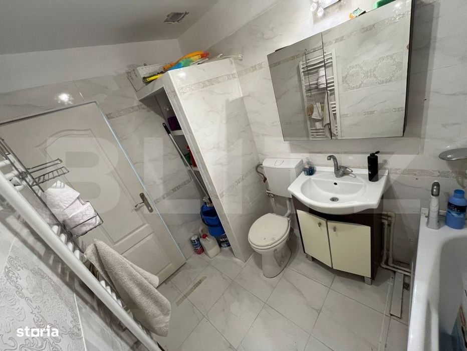 Apartament de vanzare, cu 2 camere, 54 mp, zona Micro 11