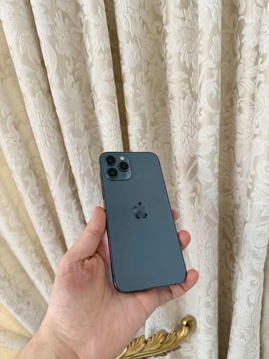 iPhone 12 Pro Max 256Gb - В хорошем состоянии