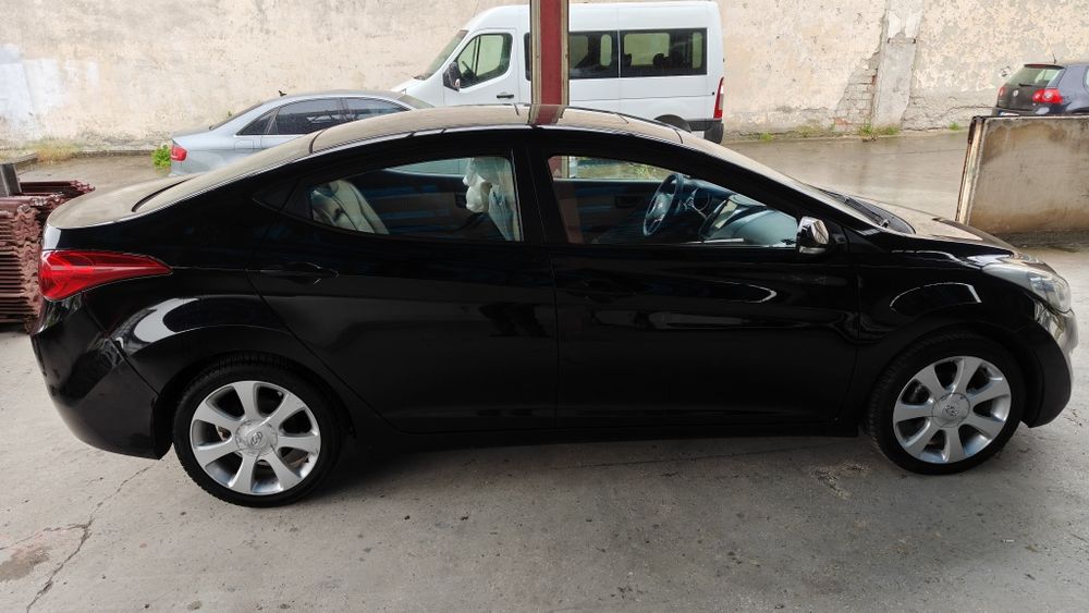 Hyundai Elantra 1.6 mpi 132 cai