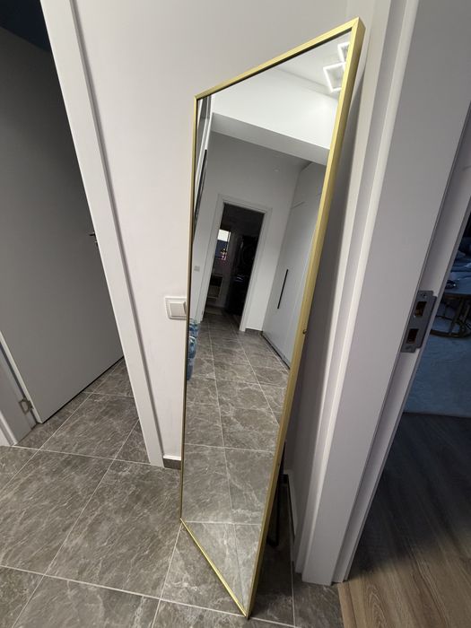 Oglinda de podea Aurie Verticala,Dreptunghiulara