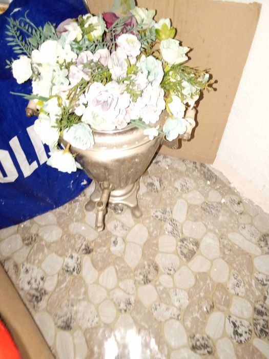 Вази, керамични стъклени порцеланови дуралекс