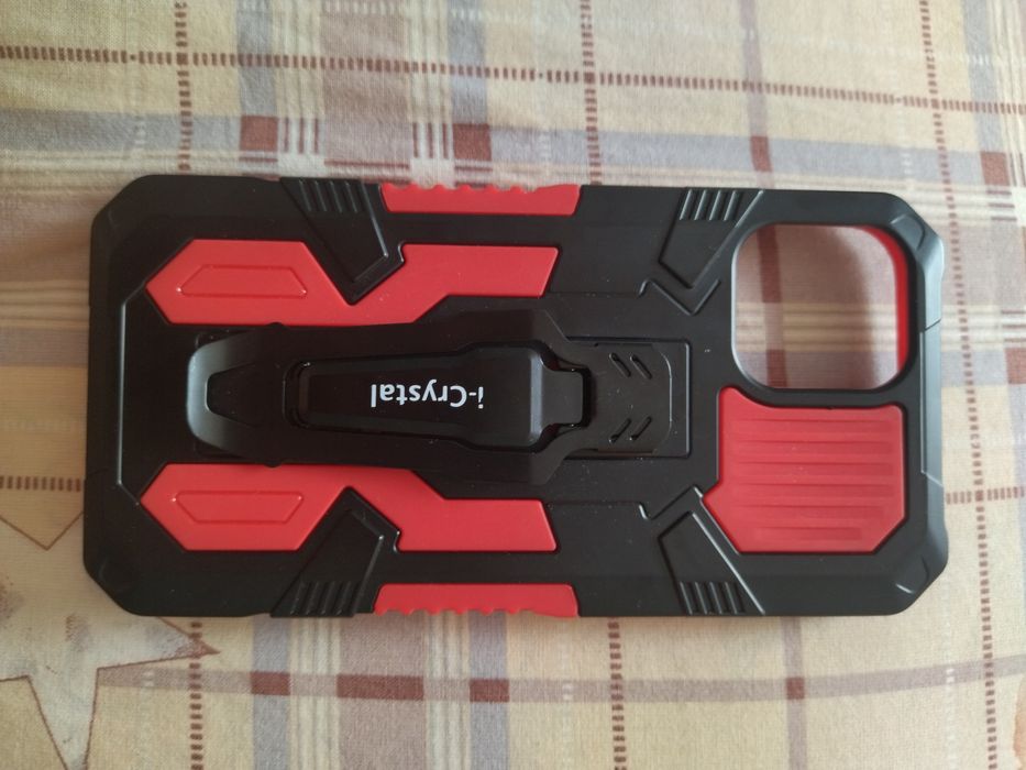 чехол на iPhone 13 Pro